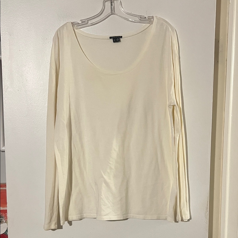 Theory cream long sleeve round neck tee